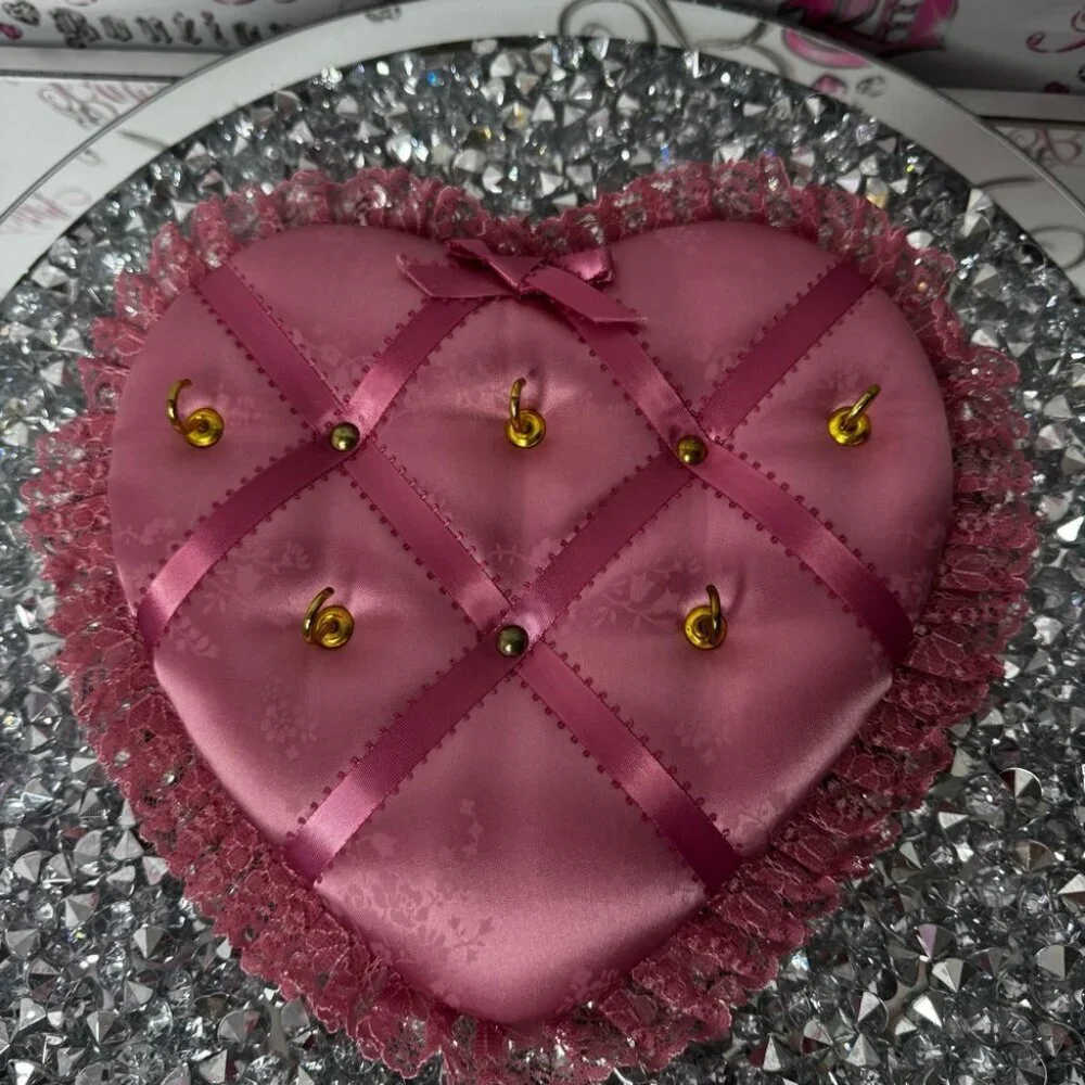 Key/jewellery holder tufted shimmer bow ribbons lace Pink Heart Jewelry Holder